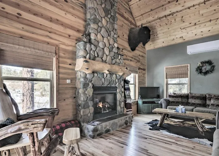 Fire Pit + Game Room: Heber-overgaard Cabin! *