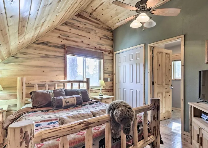 Fire Pit + Game Room: Heber-overgaard Cabin! Heber